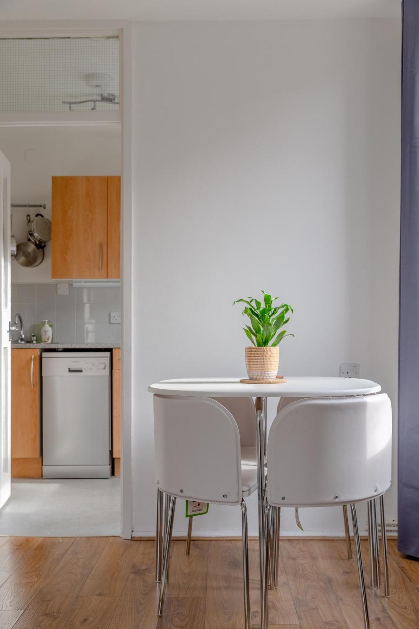 Cosy 1 Bedroom Flat Near Old Street Londra Exterior foto